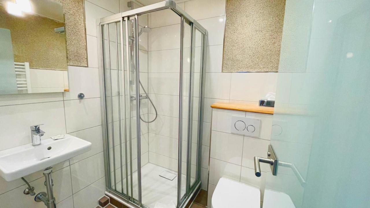 ואלדק Landhotel Edersee מראה חיצוני תמונה